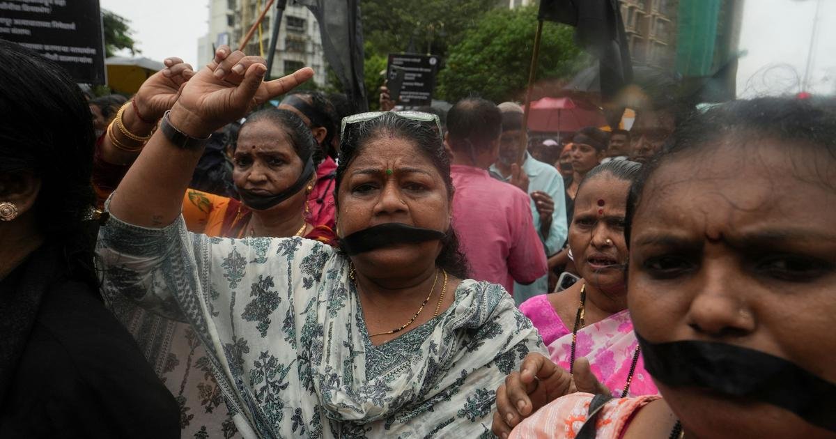 Badlapur school sex abuse case: 5 police officers found responsible for custodial death of accused