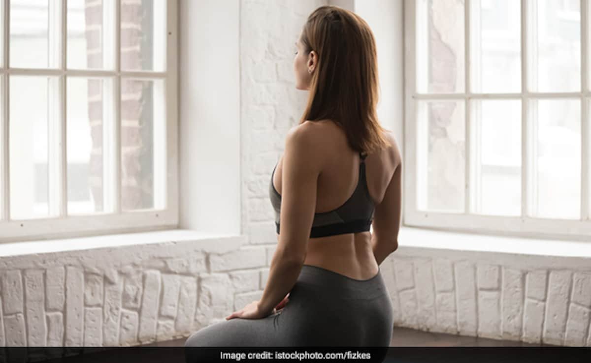 Benefits Of Vajrasana: दिन में बस 5 मिनट कर लीजिए यह आसन, तनाव से लेकर मांसपेशियों का दर्द होगा दूर