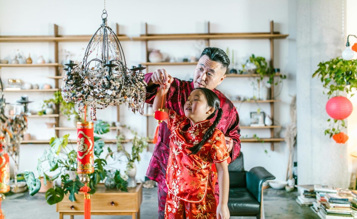 Chinese New Year 2025: समृद्धि और खुशहाली के लिए चीन के लोग नए साल पर करते हैं ये काम, आप भी यूं आजमाएं भाग्य