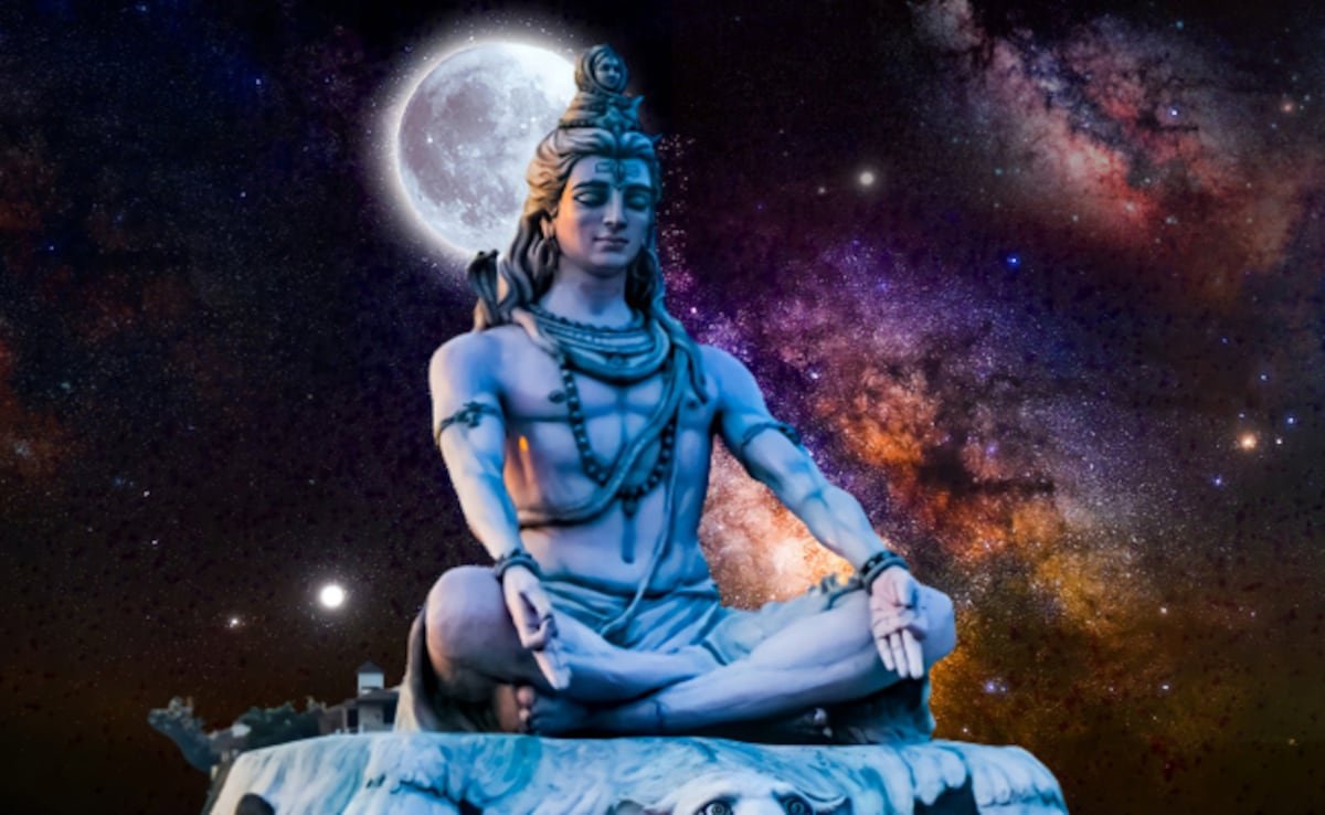 फरवरी में इस दिन रखा जाएगा पहला प्रदोष व्रत, इन मंत्रों को पढ़कर करें भगवान शिव को प्रसन्न