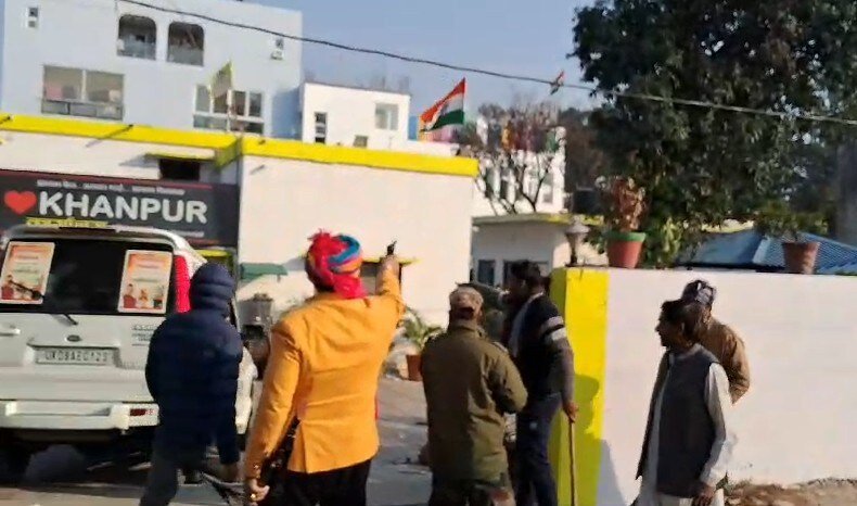 प्रणव चैंपियन को कोर्ट ने 14 दिनों के लिए भेजा जेल, उमेश कुमार को मिली जमानत