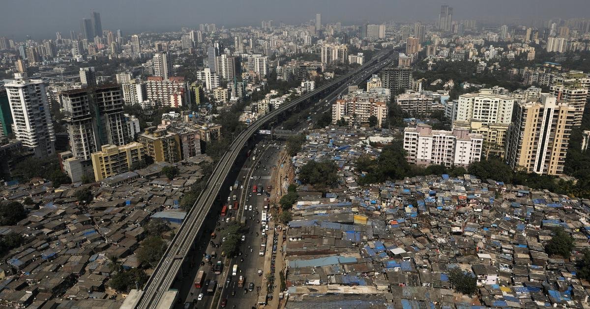 Billion Indians lack purchasing power: Industry report