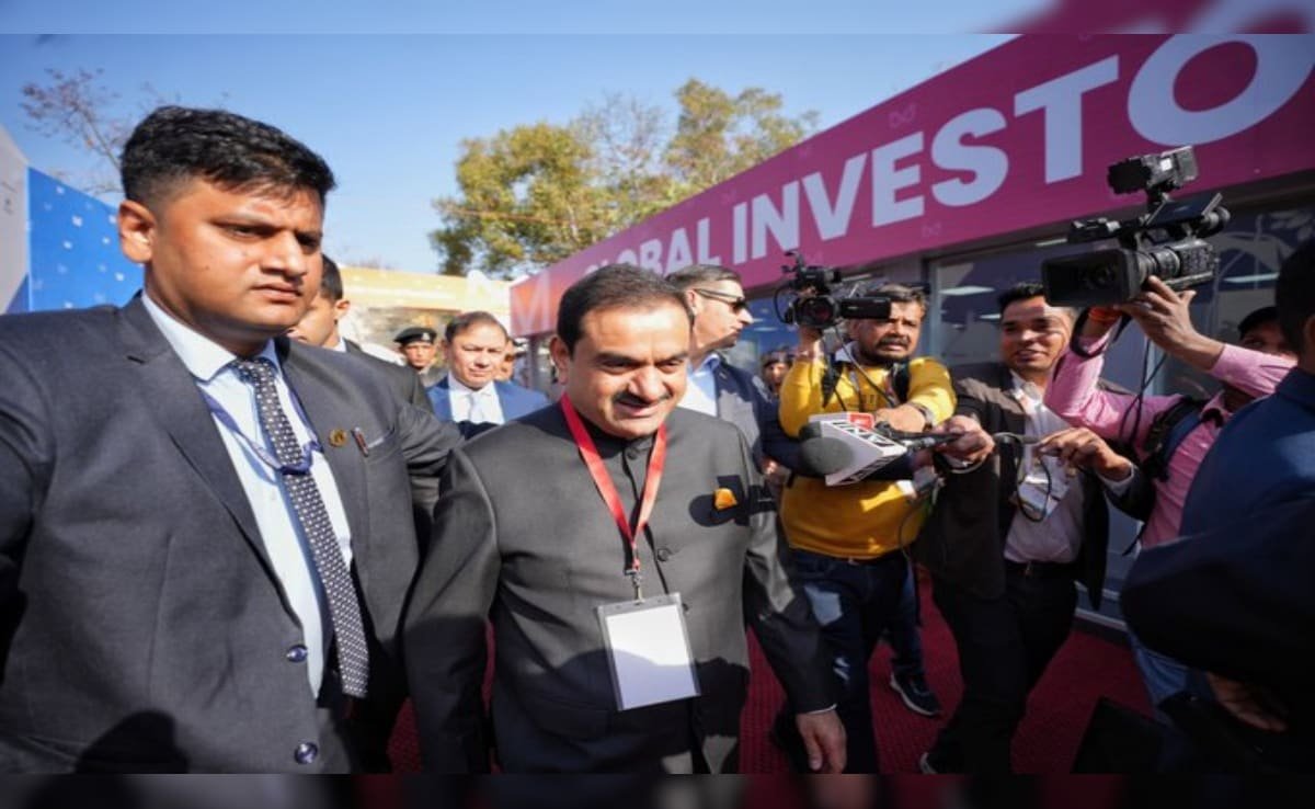 ग्लोबल इन्वेस्टर्स समिट 2025: भोपाल पहुंचे गौतम अदाणी, सीएम मोहन यादव ने किया स्वागत