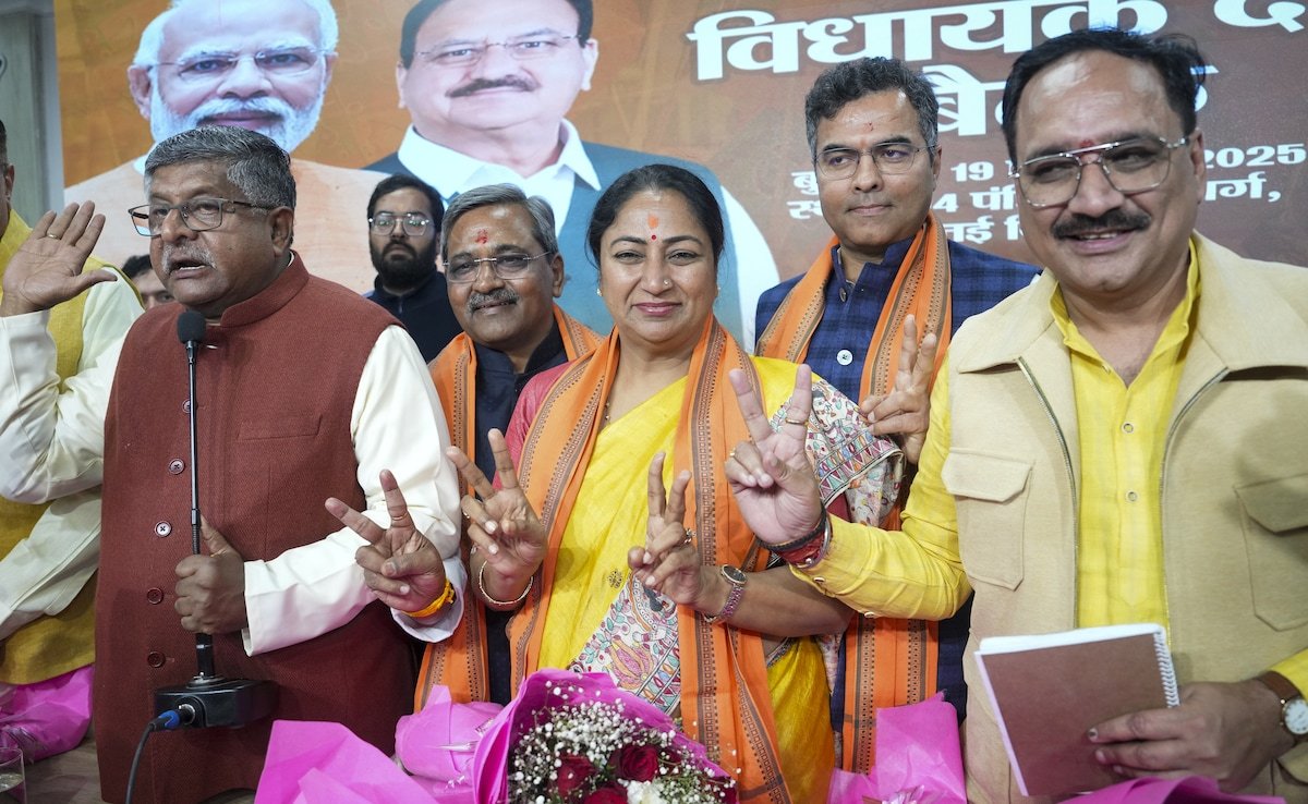 Delhi CM Oath Live Updates: रेखा गुप्ता कितने बजे शपथ लेंगी, जानिए गेस्ट से लेकर ट्रैफिक रूट तक हर बात