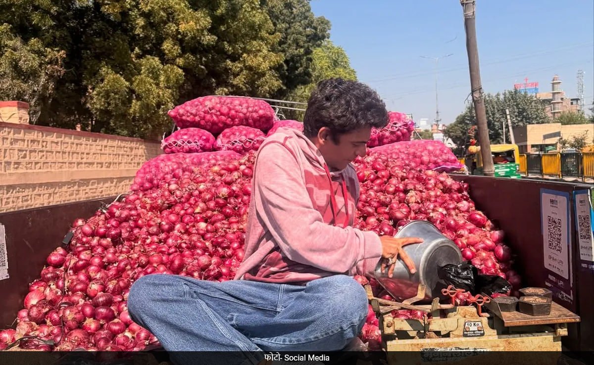 1000 करोड़ की हिट देने वाला जवान एक्टर बेच रहा है प्याज ! लोग बोले- ऐसे क्या मजबूरी थी