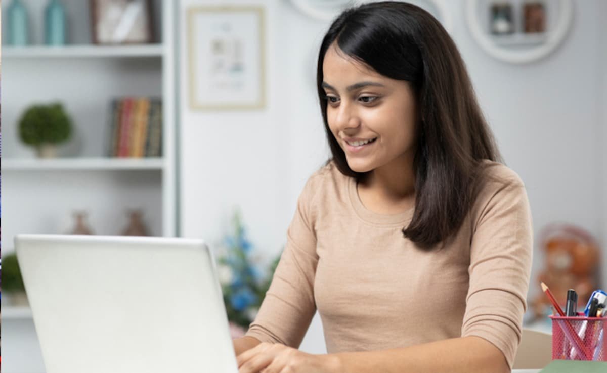 JEE Main 2025 में टॉप करने वाली एकमात्र महिला, साई मनोगना गुथिकोंडा, ESE से करना चाहतीं इंजीनियरिंग