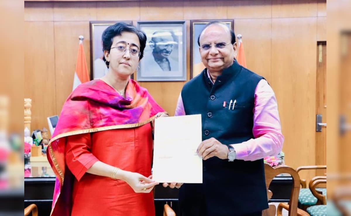 अमित शाह की बैठक, आतिशी का इस्तीफा… दिल्ली में सरकार गठन को लेकर सरगर्मी, जानें क्या-क्या हुआ