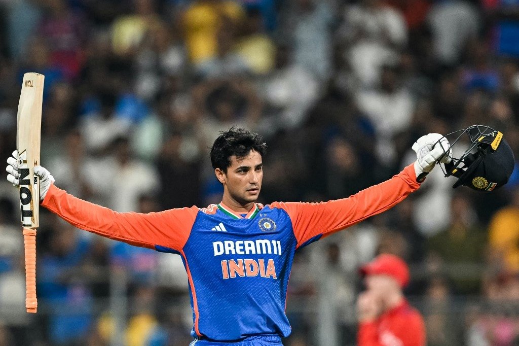 After Abhishek Sharma’s Record-Breaking Knock, Yuvraj’s Post Wins Internet