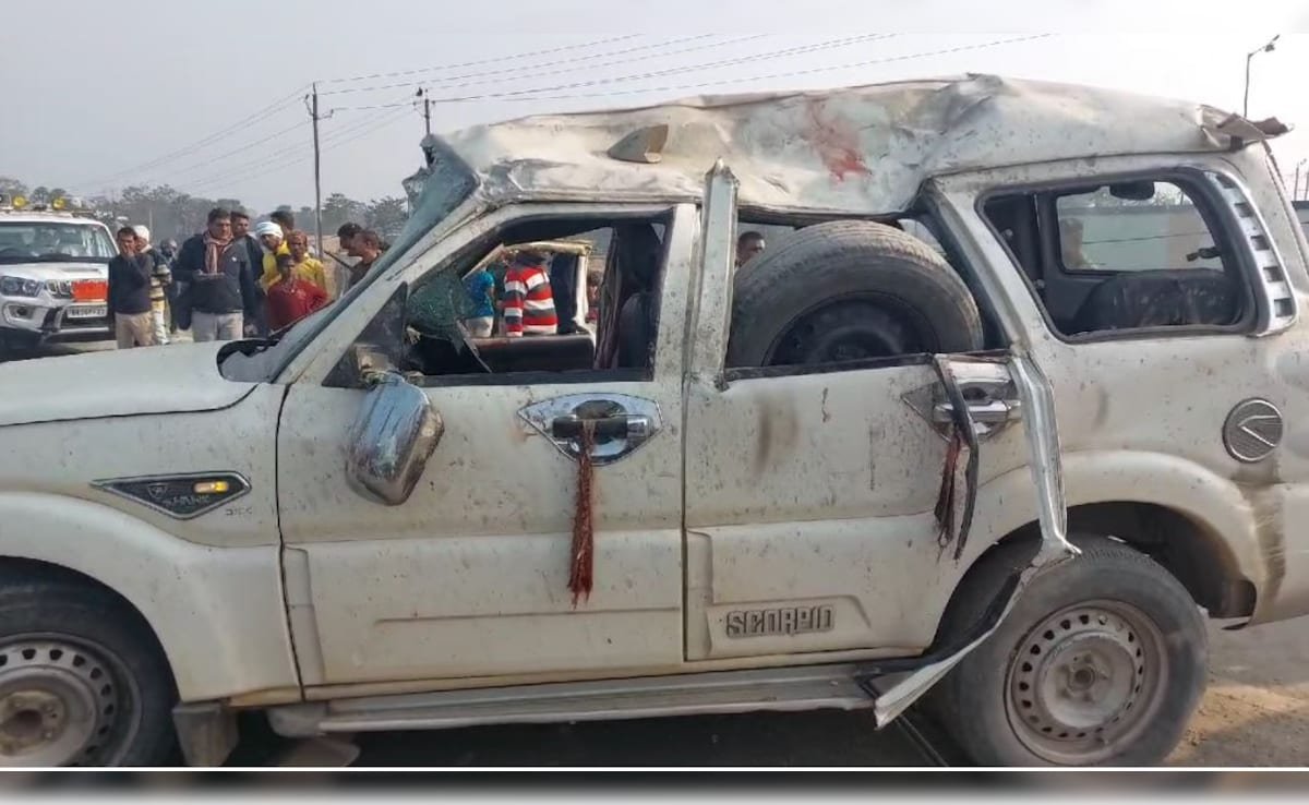 महाकुंभ से लौट रहे नेपाल के 5 तीर्थयात्रियों की मौत, स्टंट कर रही बाइक को बचाने के चलते हुआ हादसा