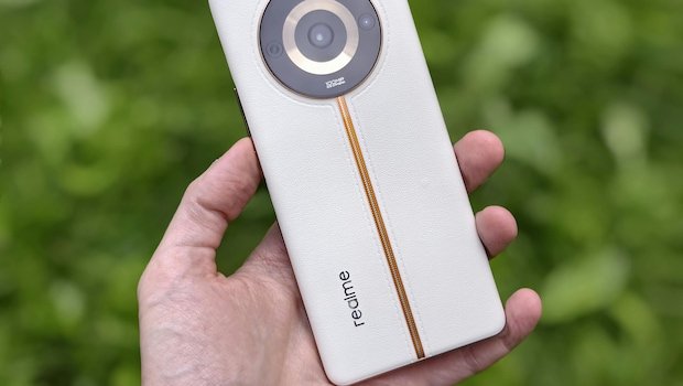 Flipkart Sale: 4.4-स्टार रेटिंग के साथ, 13,999 रुपये में खरीदें Realme के शानदार स्मार्टफोन
