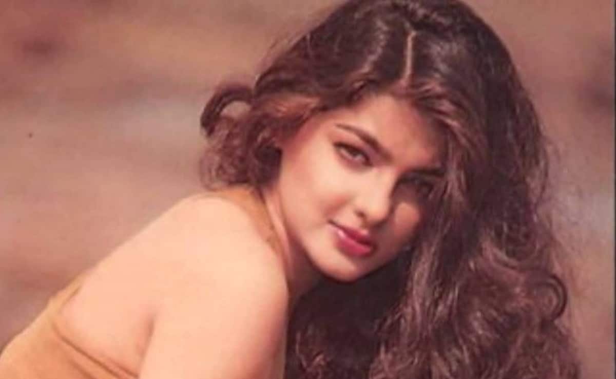 ममता कुलकर्णी ने सेमी-न्यूड फोटोशूट पर कहा- मैं नौवीं क्लास में थी, सेक्स या न्यूडिटी के बारे में कुछ नहीं जानती थी…
