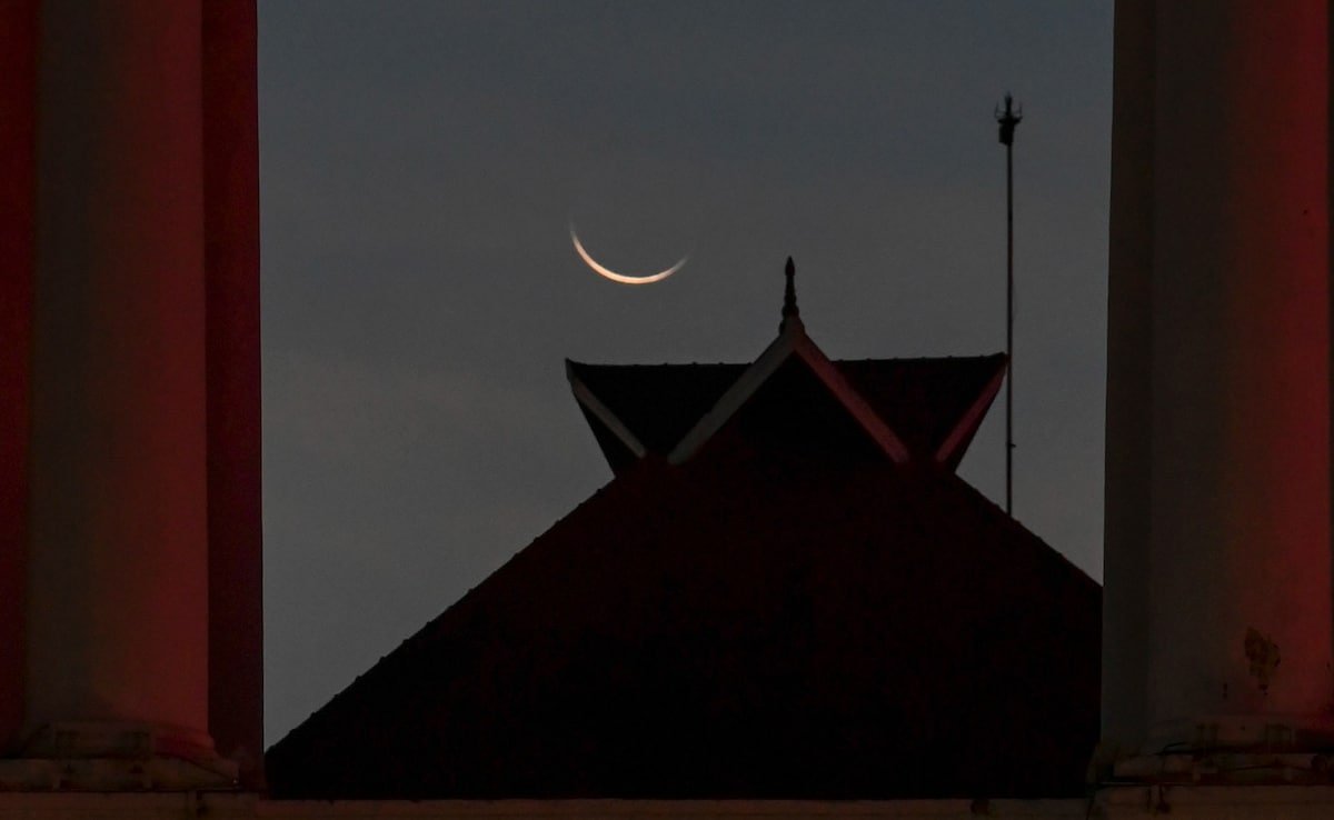 Ramadan 2025: भारत में रमजान के चांद का हुआ दीदार, रविवार को रखा जाएगा पहला रोजा